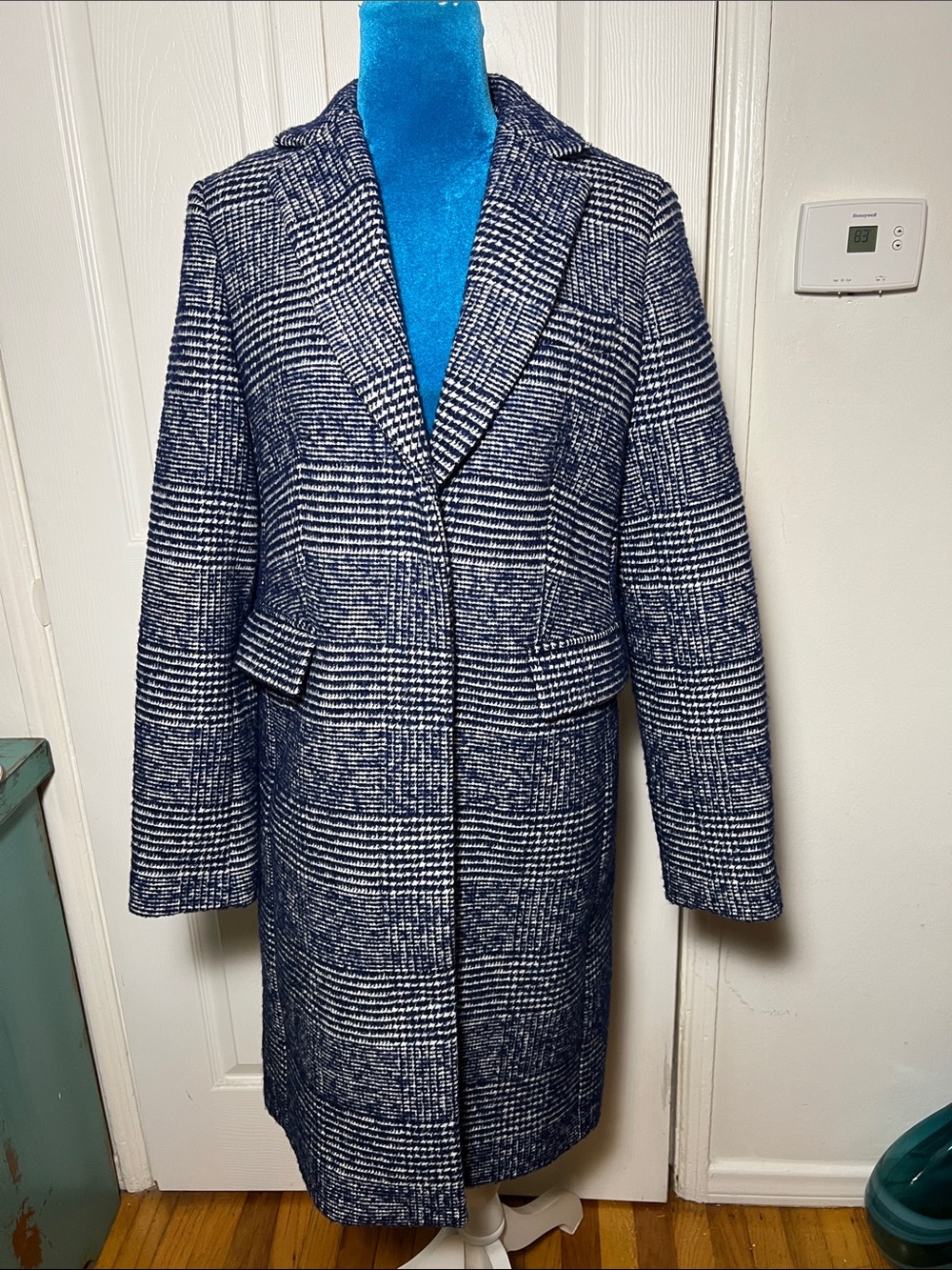 J Crew Single Breasted Wool Jacket Women’s 4 Wool Plaid Blue White